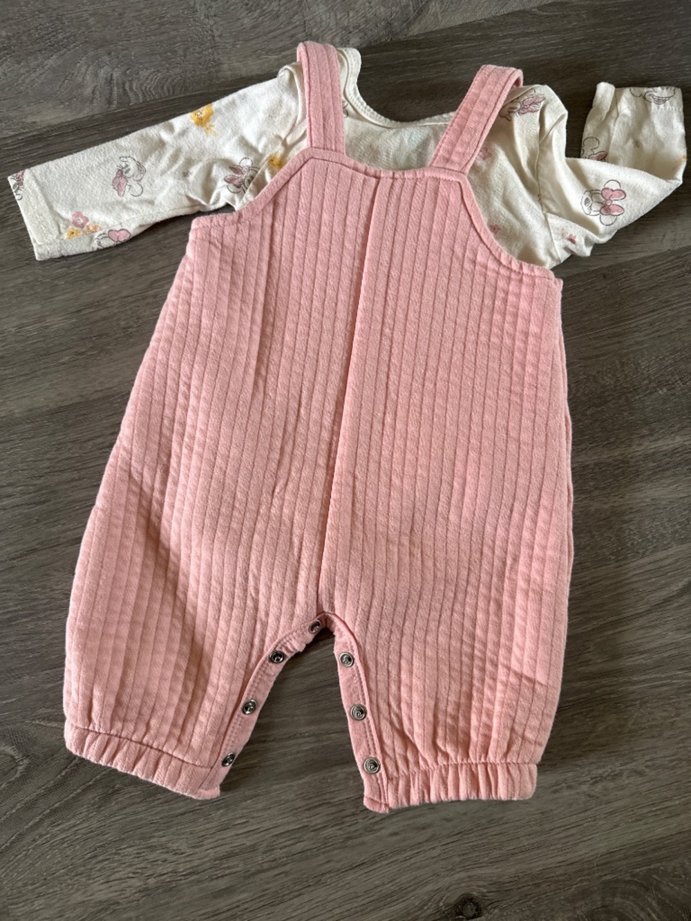 Minnie Mouse romper - Picture 2 of 2